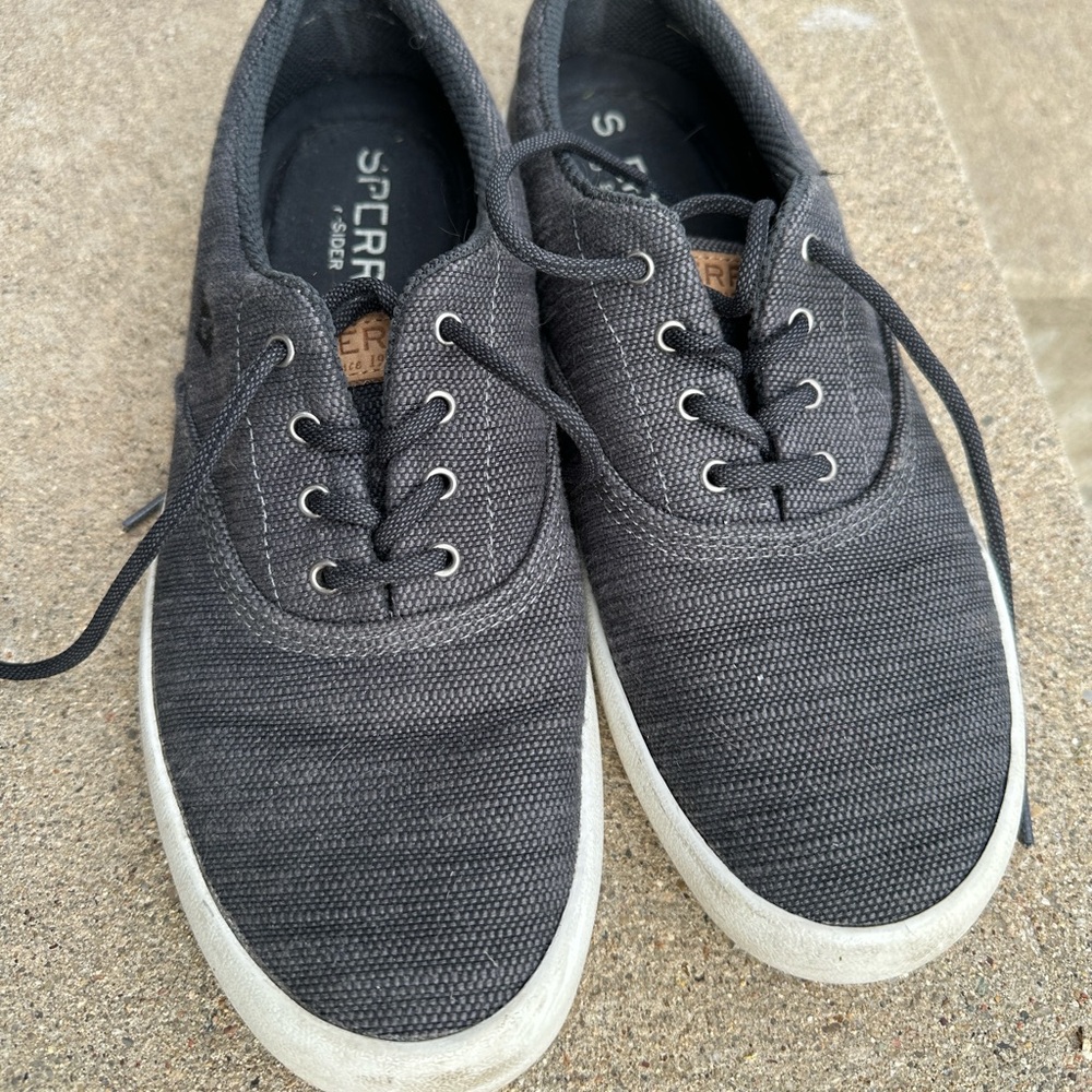 Sperry deck shoes sz8